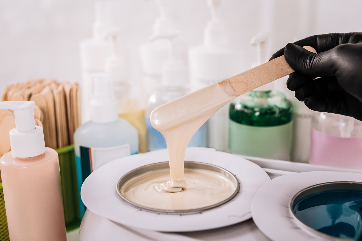 Con qué productos puedo limpiar la cera depilatoria? - Koken Kosmetics
